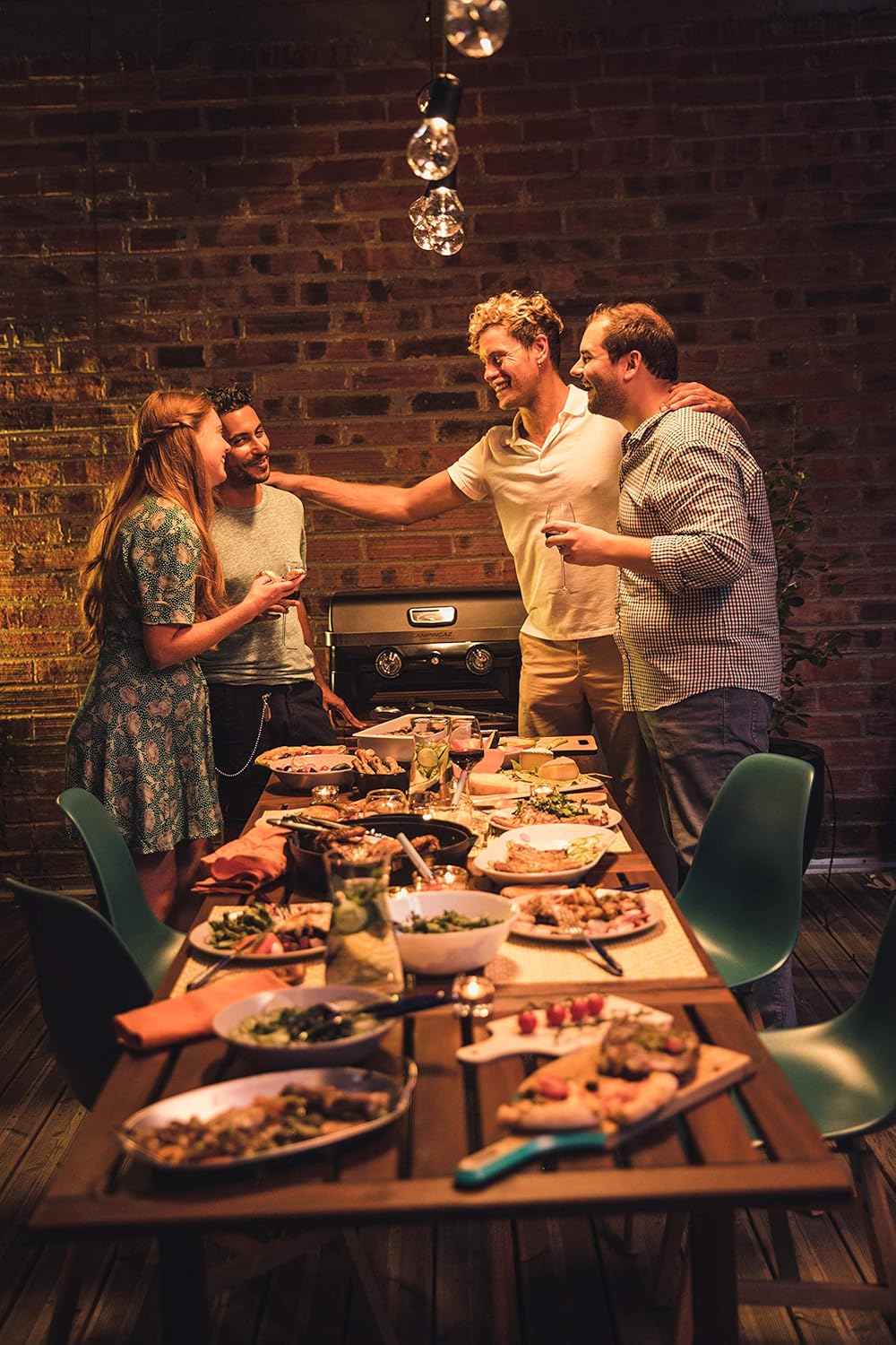 Attitude2go,Barbecue de Table Faible fume,BBQ Portable, Couvercle,thermomtre,et Grille en Fonte,Alimentation : Cartouche de gaz CV 470 Plus,Gris